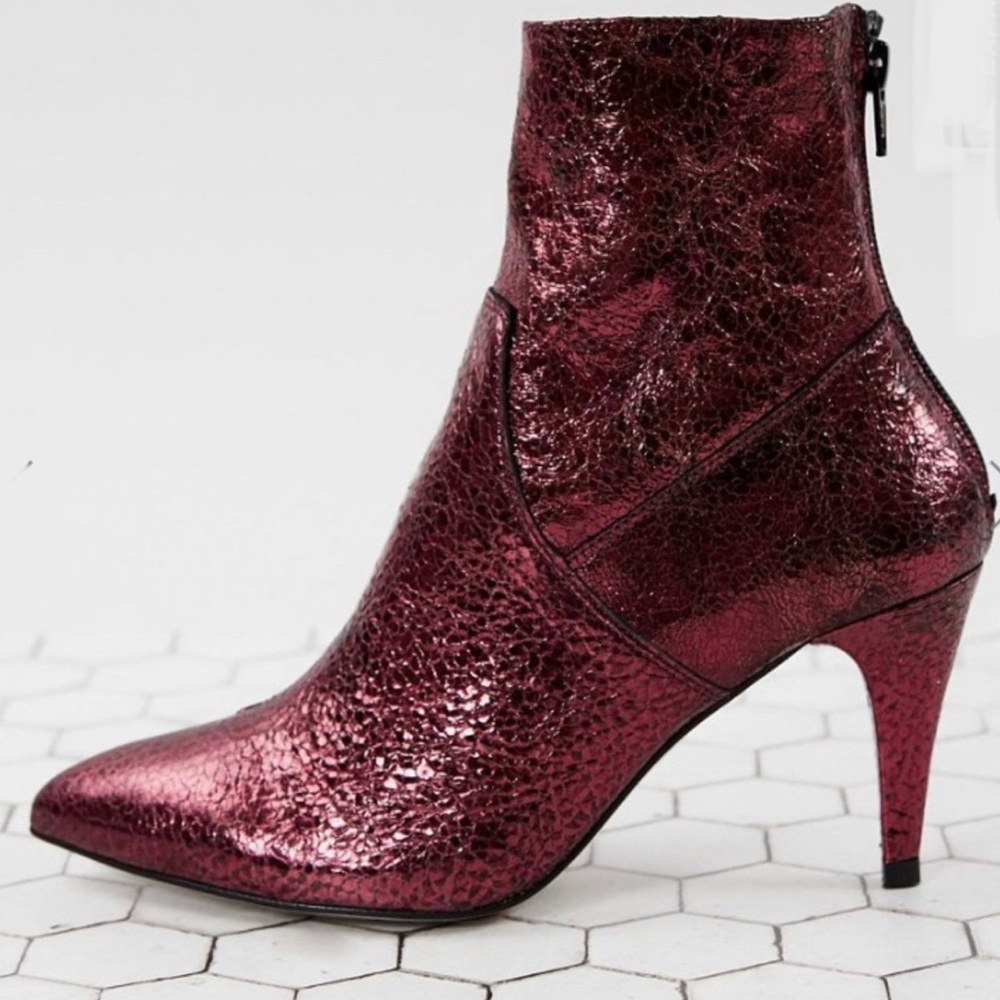 FREE PEOPLE WILLA BOOTIES - Picture 1 of 10